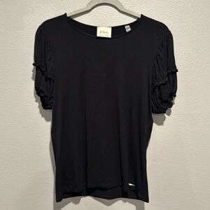 Elie Tahari ruffled short sleeve size: medium